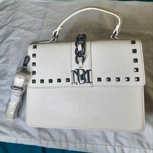 Badgley Mischka Off White Cross Body Bag with Removable Strap